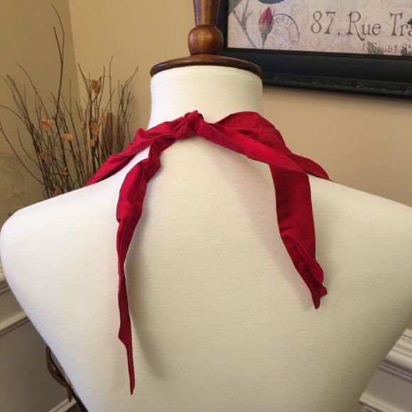 The Red Dress Collection 2-Piece Silk Dress 8/10 - Picture 5 of 8